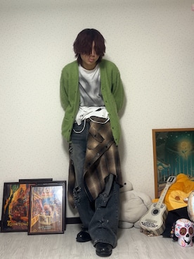 「アイテム（カーディガン/ボレロ）」を使った、しゅーたさん（メンズ・167cm）の秋コーディネート