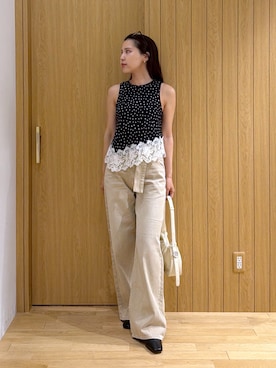 「LAGUNAMOON（ラグナムーン）のアイテム（シャツ/ブラウス）」を使った、NANAMI NAKAMURAさん（レディース・160cm）の秋コーディネート