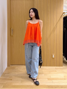「LAGUNAMOON（ラグナムーン）のレースヘムチュニック 【夏服】 【レイヤードトップス】（キャミソール、オレンジ系）」を使った、NANAMI NAKAMURAさん（レディース・160cm）の夏コーディネート