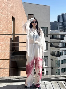 「PRANK PROJECT（プランクプロジェクト）の【2026Summer Pre-Order】フェイスプリントスウェットパンツ / Face Print Sweatpants（スウェットパンツ、ホワイト系）」を使った、PRANK PROJECTさん（レディース・170cm）の春コーディネート