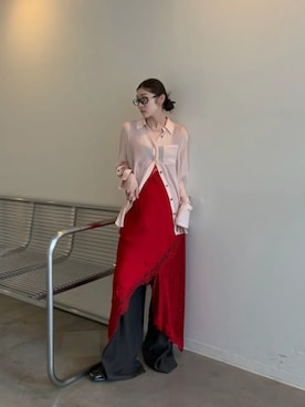 「PRANK PROJECT（プランクプロジェクト）の【2026Summer Pre-Order】サテンシンチドウエストシャツ / Satin Cinched Waist Shirt（シャツ/ブラウス、ピンク系）」を使った、PRANK PROJECTさん（レディース・170cm）の春コーディネート