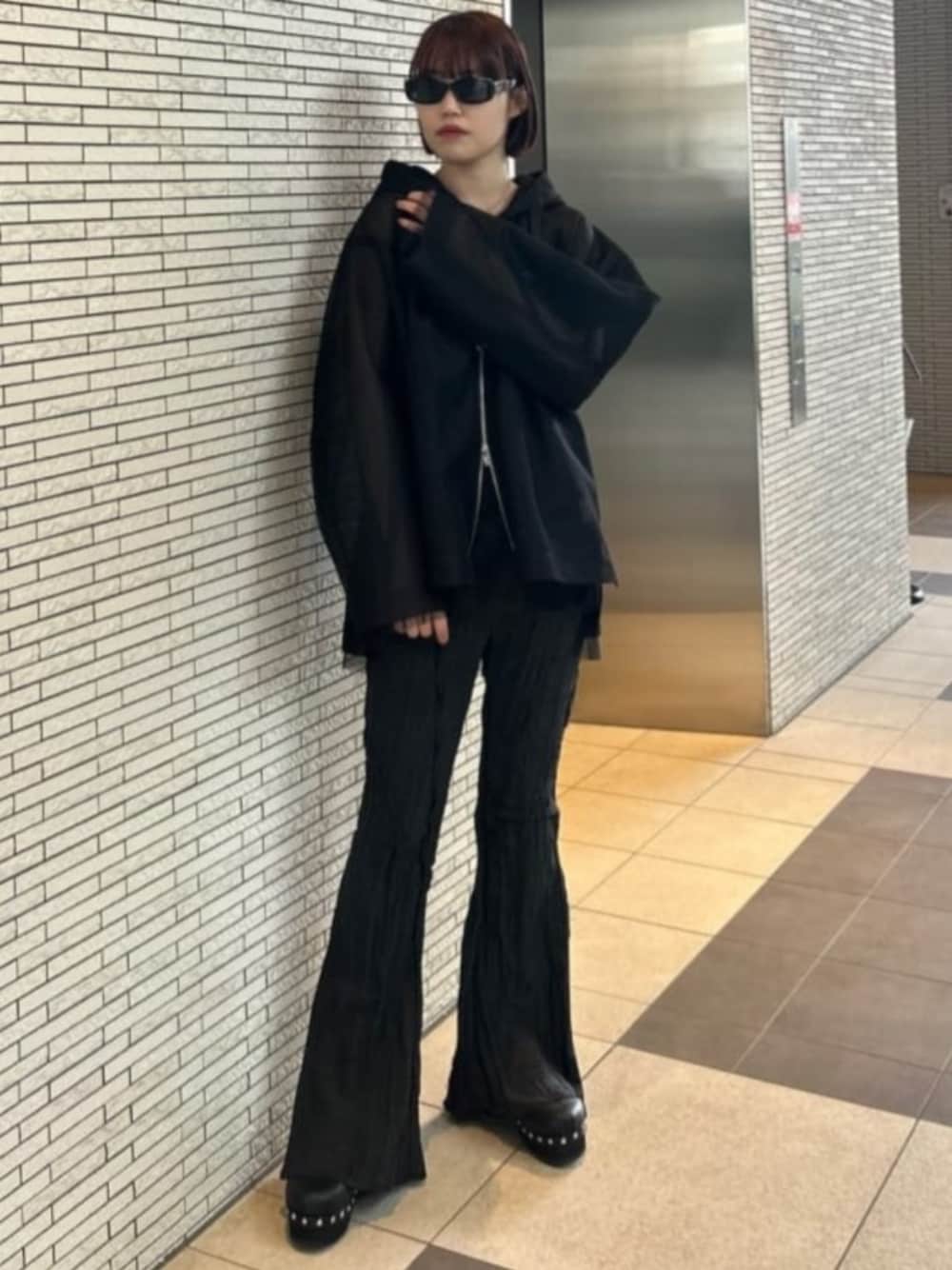 BLACK STAR パーカーとフレアパンツセット BLACK STAR パーカーと