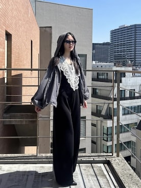 「PRANK PROJECT（プランクプロジェクト）の【2026Summer Pre-Order】ディープVネックレースオールインワン / Deep V-Neck Lace All-In-One（つなぎ/オールインワン、ブラック系）」を使った、PRANK PROJECTさん（レディース・170cm）の春コーディネート