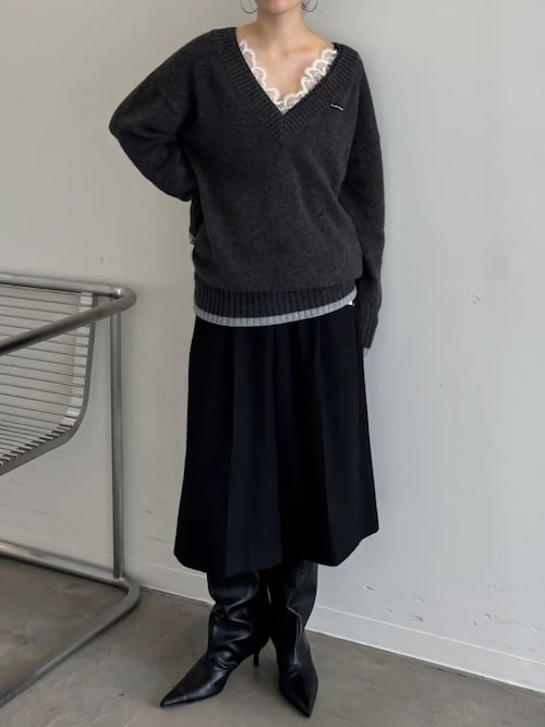 2025Winter Pre-Order】アンゴラウールVネックニット / Angora