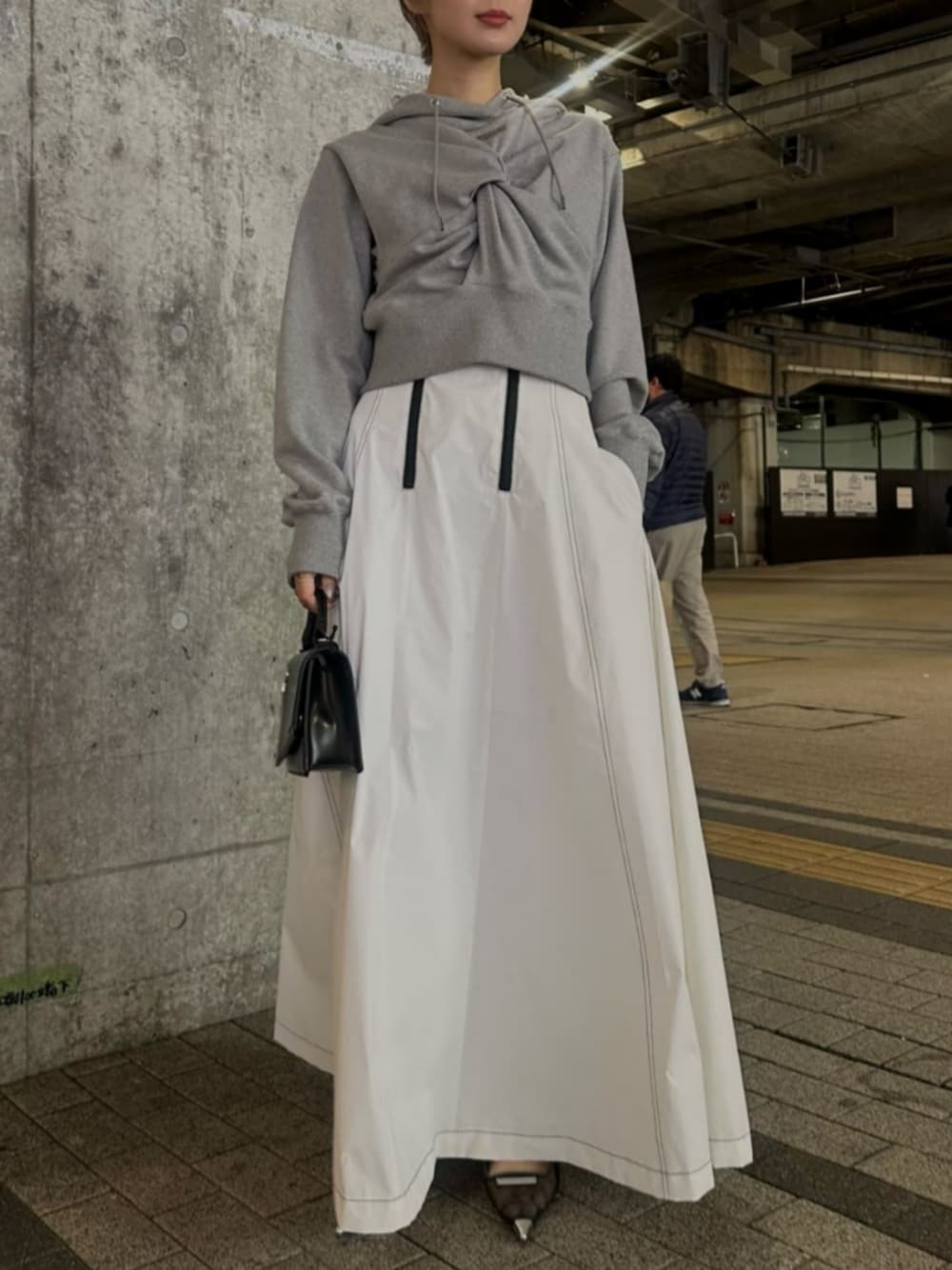 PRANK PROJECT（プランクプロジェクト）の「ツイストフーディ