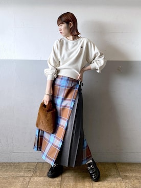 「アイテム（レインシューズ）」を使った、HIKARIさん（レディース・167cm・20代）の秋コーディネート