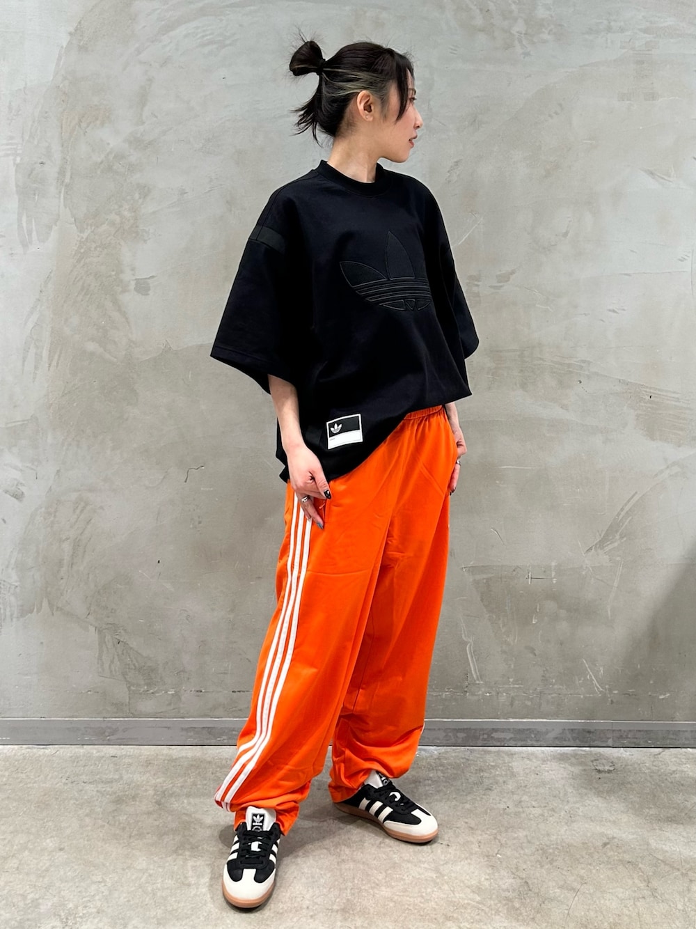 ST(アディダス ブランドコアストア 福岡)｜adidasのトップスを使った