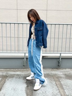「クセニア・シュナイダー」｜「アイテム（デニムジャケット）」を使った、STさん（レディース・159cm）の夏コーディネート