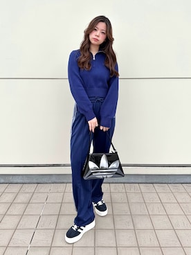 「adidas（アディダス）のアイテム（その他パンツ）」を使った、AUさん（レディース・162cm）の秋コーディネート