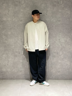 「URBAN RESEARCH DOORS（アーバンリサーチドアーズ）の『イージーケア/速乾/UVカット』クイックドライ ノーカラーライトブルゾン（ブルゾン、ホワイト系）」を使った、たいようさん（メンズ・170cm）の春コーディネート