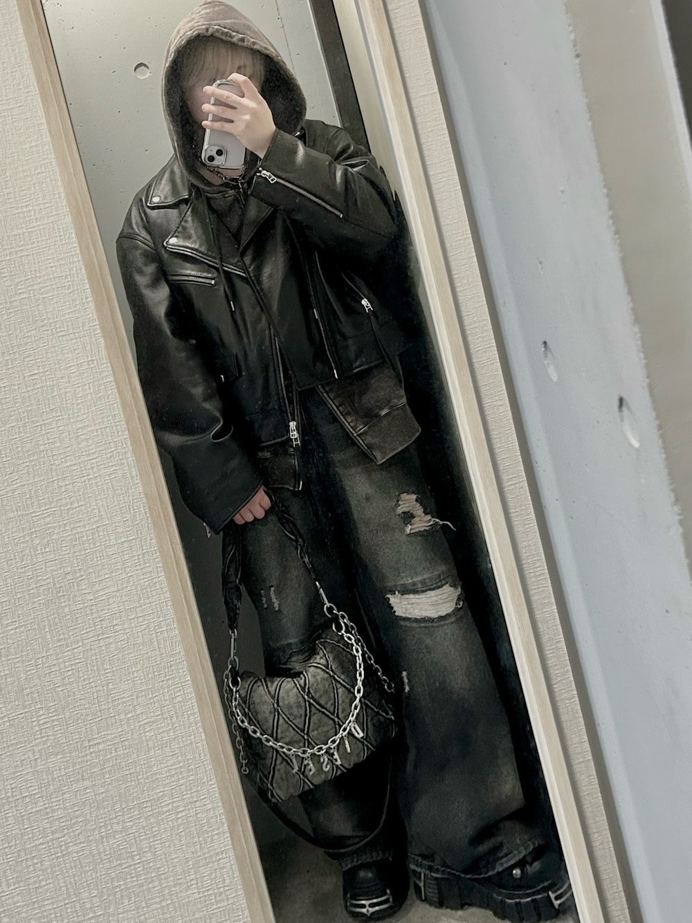 NEW ROCK/ニューロック/M-106-S1を使った人気ファッション