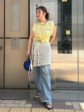 「アイテム（タンクトップ、イエロー系）」を使った、後藤茉耶さん（レディース・154cm）の夏コーディネート