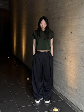 「Saturdays NYC（サタデーズ ニューヨークシティ ）のKim Pleated Wide Leg Pants  | WOMEN（その他パンツ、ブラック系）」を使った、EMIさん（レディース・165cm）の夏コーディネート