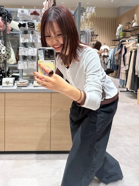 「LOWRYS FARM（ローリーズファーム）のＵＳＥＦＵＬヘンリープルオーバーＬＳ 638390（Tシャツ/カットソー、ホワイト系）」を使った、なつきさん（レディース・157cm）の春コーディネート