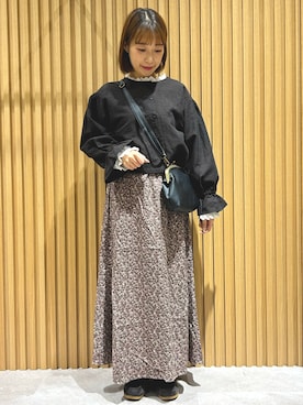 「Samansa Mos2（サマンサ モスモス）の襟刺繍シャーリング前後2WAYブラウス（シャツ/ブラウス）」を使った、あかりさん（レディース・153cm）の秋コーディネート