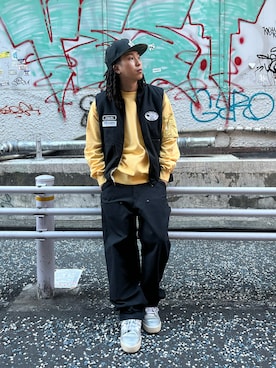 「ペインターパンツ」｜「アイテム（キャップ）」を使った、tomoさん（メンズ・173cm）の冬コーディネート