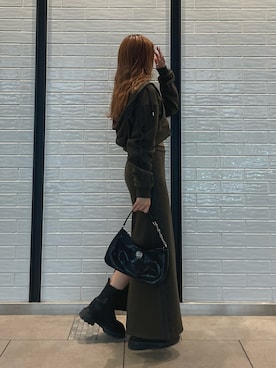 「アイテム（セットアップ、グリーン系）」を使った、Meiriさん（レディース・161cm）の秋コーディネート