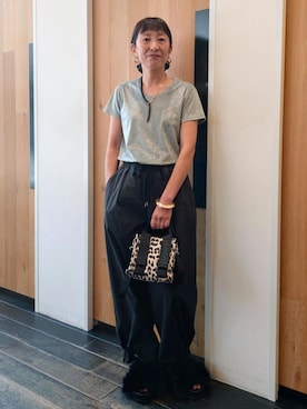 「アイテム（ショルダーバッグ）」を使った、enokiさん（レディース・157cm・40代）の夏コーディネート