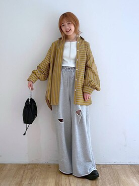 「LOWRYS FARM（ローリーズファーム）のアイテム（シャツ/ブラウス）」を使った、Riiinaさん（レディース・152cm）の秋コーディネート