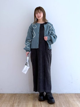 「LOWRYS FARM（ローリーズファーム）のパウダーブリーチリメイクワンピース308142（ワンピース）」を使った、Riiinaさん（レディース・152cm）の冬コーディネート