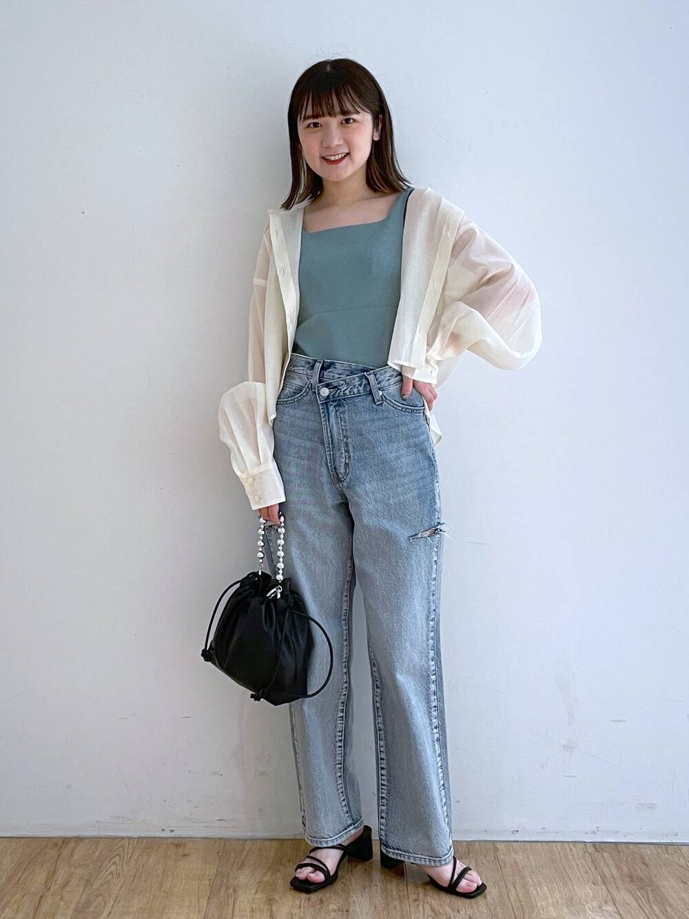 Riiina(LOWRYS FARM 本部)｜LOWRYS FARMのサンダルを使ったコーディネート - WEAR