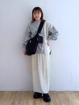 「LOWRYS FARM（ローリーズファーム）のLFポーチツキショルダー 284037（ショルダーバッグ）」を使った、Riiinaさん（レディース・152cm）の冬コーディネート