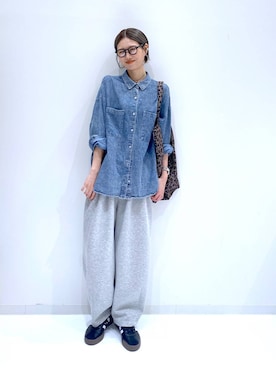 「LAKOLE（ラコレ）のケミカルウォッシュシャツ長袖 / 140262（シャツ/ブラウス）」を使った、yuuuriiiさん（レディース・172cm）の秋コーディネート