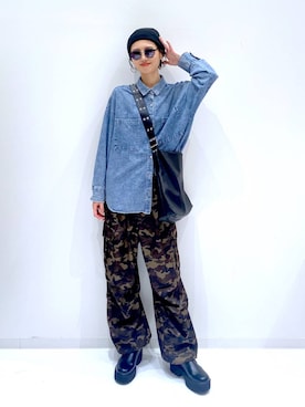 「LAKOLE（ラコレ）のケミカルウォッシュシャツ長袖 / 140262（シャツ/ブラウス）」を使った、yuuuriiiさん（レディース・172cm）の秋コーディネート