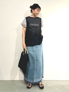 「アイテム（デニムスカート）」を使った、kkkさん（レディース・157cm）の春コーディネート