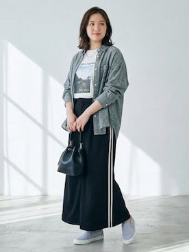 「nissen（ニッセン）のスリッポンスニーカー（ワイズ３Ｅ）（スニーカー、グレー系）」を使った、nissen AI Modelsさん（レディース・160cm）の夏コーディネート