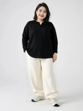 「nissen（ニッセン）のアイテム（Tシャツ/カットソー）」を使った、nissen AI Modelsさん（レディース・160cm）の秋コーディネート