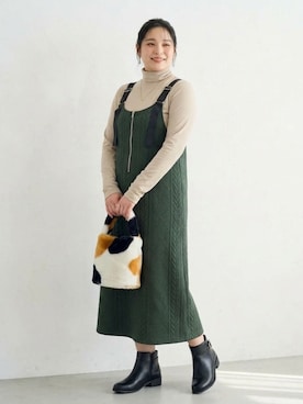「nissen（ニッセン）のアイテム」を使った、nissen AI Modelsさん（レディース・160cm）の秋コーディネート