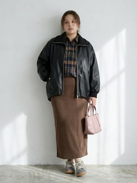 「nissen（ニッセン）のLIZDAYS（リズデイズ）Sofflu軽量２WAYミニトートバッグ（トートバッグ、ピンク系）」を使った、nissen AI Modelsさん（レディース・160cm）の夏コーディネート