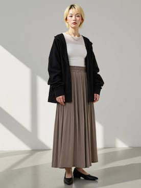 「Soiunique（スワユニーク）のアイテム」を使った、nissen AI Modelsさん（レディース・160cm）の夏コーディネート