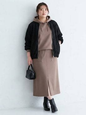 「nissen（ニッセン）のアイテム」を使った、nissen AI Modelsさん（レディース・160cm）の秋コーディネート