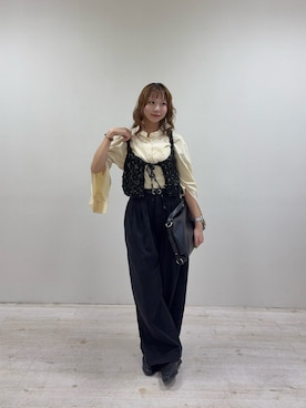 「KBF（ケイビーエフ）のアイテム（その他シューズ）」を使った、みおさん（レディース・157cm）の秋コーディネート