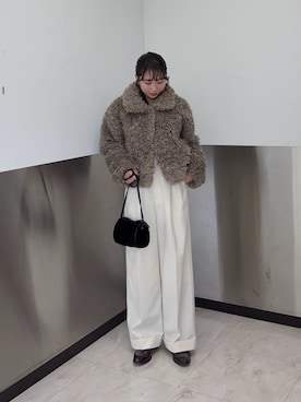 「アイテム（テーラードジャケット、ベージュ系）」を使った、みおさん（レディース・157cm）の秋コーディネート