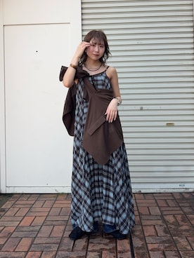 「KBF（ケイビーエフ）のシアーライトテーラードジャケット（テーラードジャケット、ブラウン系）」を使った、みおさん（レディース・157cm）の春コーディネート