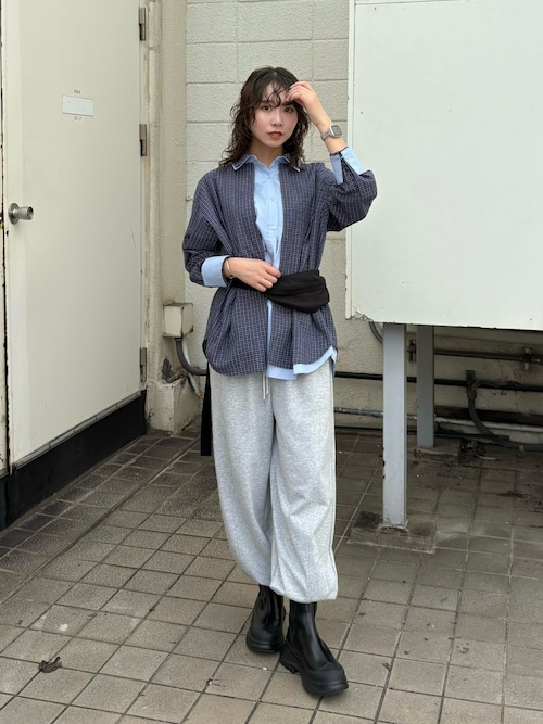 PROTAGONISTA カーキ　スウェットストレートパンツ PROTAGONISTA カーキ スウェットストレートパンツ