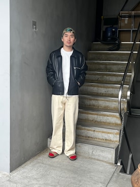 「The Make Happy Studio（ザメイクハッピーストゥディオ）のThe Make Happy Studio/ザメイクハッピーストゥディオ/CREWNECK PIGMENT TEE（Tシャツ/カットソー、ホワイト系）」を使った、小林優翔さん（メンズ・177cm）の夏コーディネート