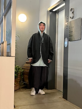 「アイテム（ノーカラージャケット、グレー系）」を使った、小林優翔さん（メンズ・177cm）の夏コーディネート