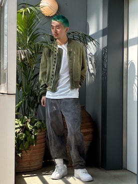 「MASU（エムエーエスユー）の【M A S U】VICTORIAN BOMBER JACKET（ブルゾン、グリーン系）」を使った、小林優翔さん（メンズ・177cm）の春コーディネート