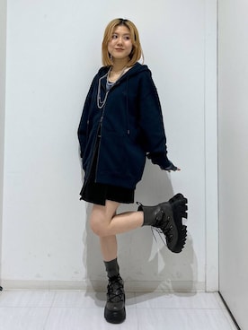 「PAGEBOY（ページボーイ）のレースアップトラックブーツ【ストレッチ/抗菌防臭/軽量/美脚】（ブーツ、グレー系）」を使った、ayaさん（レディース・152cm）の秋コーディネート