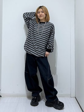 「PBLIM（ページボーイリム）の《UNISEX》フラップポケットデニム（デニムパンツ、ブルー系）」を使った、ayaさん（レディース・152cm）の秋コーディネート