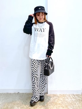 「PBLIM（ページボーイリム）のPAGEBOYLIM/ロゴ刺繍バケットハット2（ハット）」を使った、ayaさん（レディース・151cm）の秋コーディネート