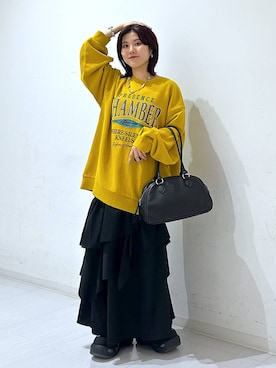 「アイテム（スウェット、イエロー系）」を使った、ayaさん（レディース・152cm）の秋コーディネート