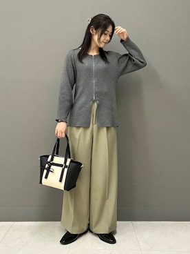 「綺麗めコーデ」｜「アイテム（スラックス）」を使った、おみさん（レディース・157cm）の春コーディネート