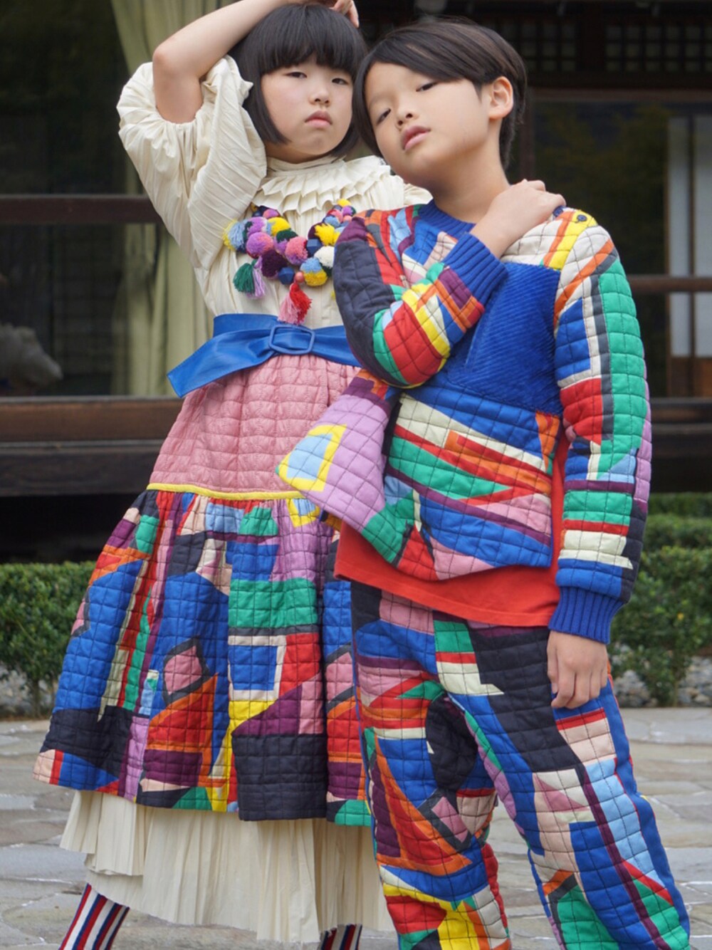 その他のトップス、その他のパンツ、その他のスカートを着用したキッズの秋コーディネートの1枚目の写真