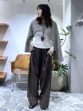 「ADAM ET ROPE'（アダムエロペ）の2WAYムリネニットベスト（ベスト）」を使った、Hikariさん（レディース・164cm）の秋コーディネート