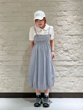 「アイテム（スニーカー、グレー系）」を使った、tsukushiさん（レディース・157cm）の夏コーディネート